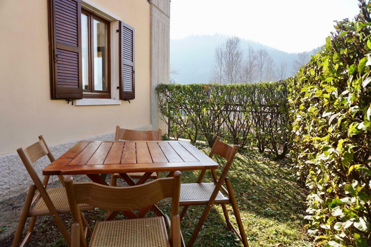 Welcome Traveller La Perla Apartments Garda  Exterior photo